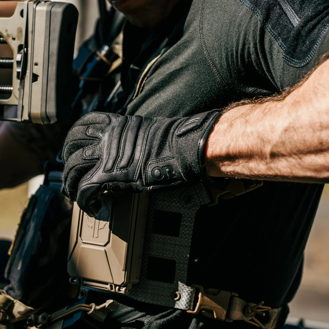 Ironsight II FR Glove - Image 12