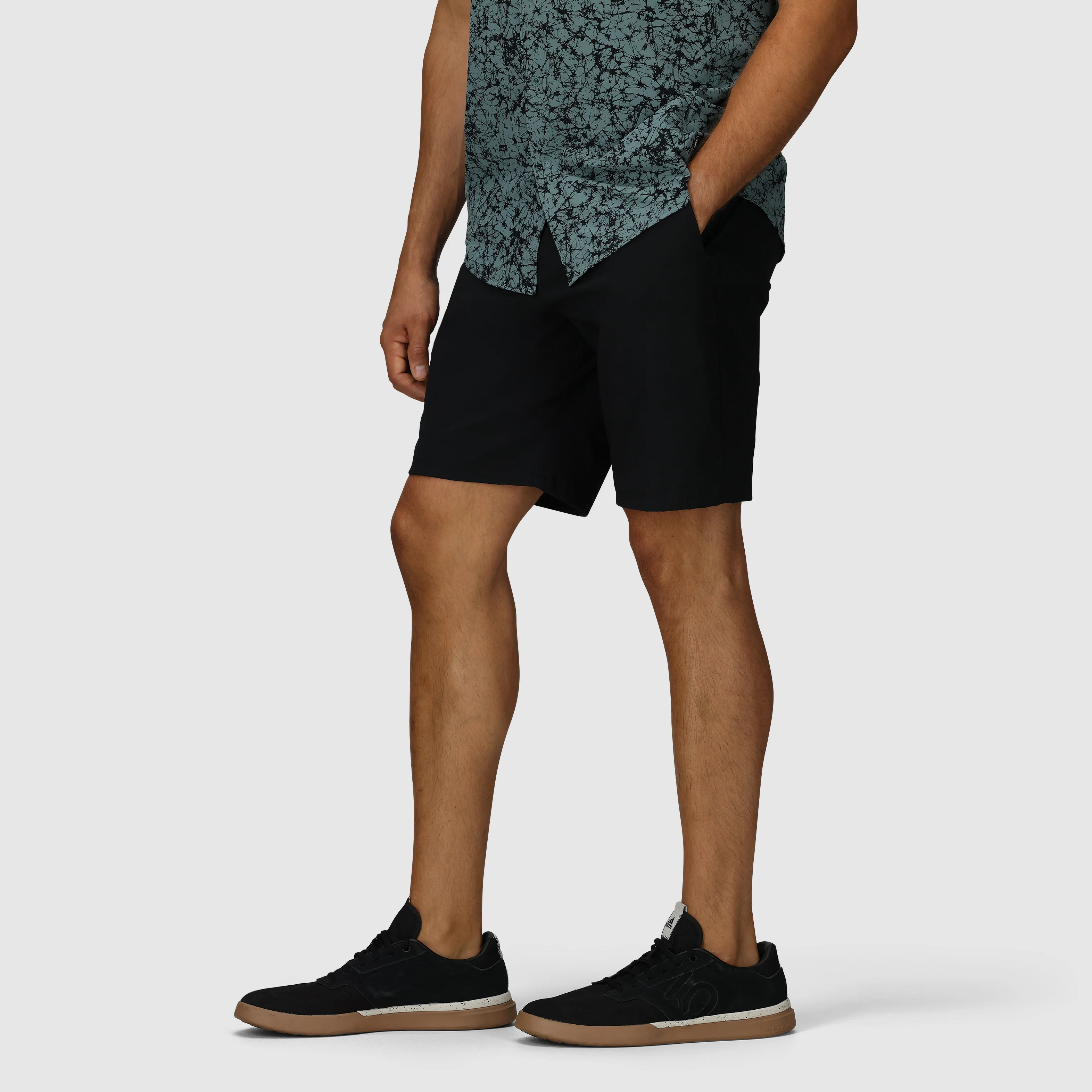 Men's Timberline Shorts - Image 24