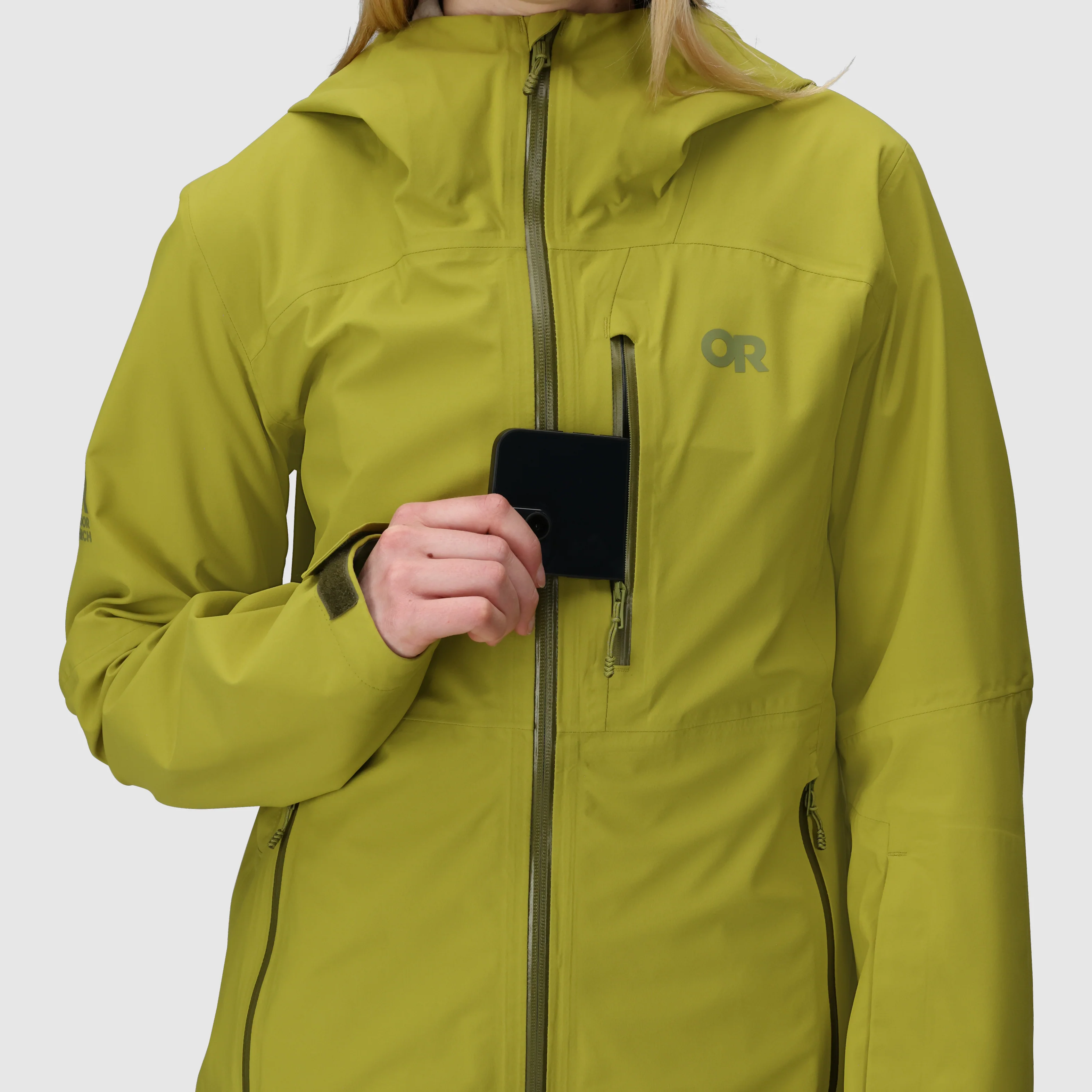 Women's Limited Edition Cloudchaser 3L Jacket - Image 21