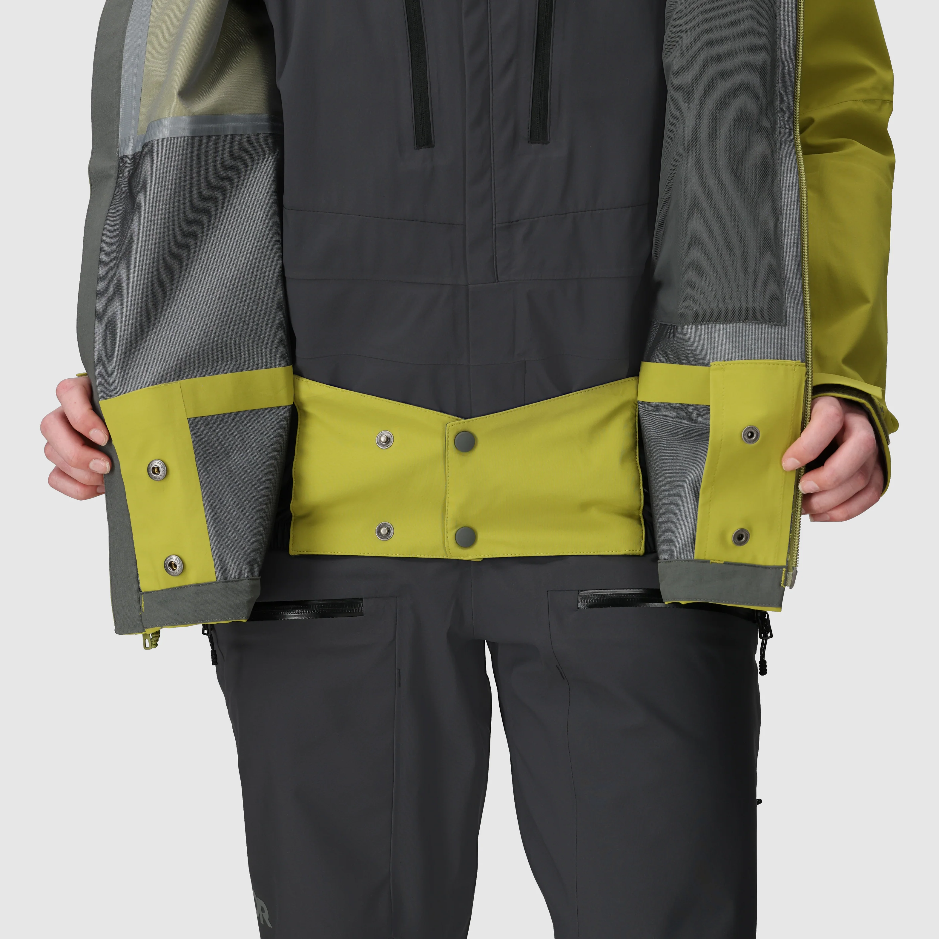 Women's Limited Edition Cloudchaser 3L Jacket - Image 25