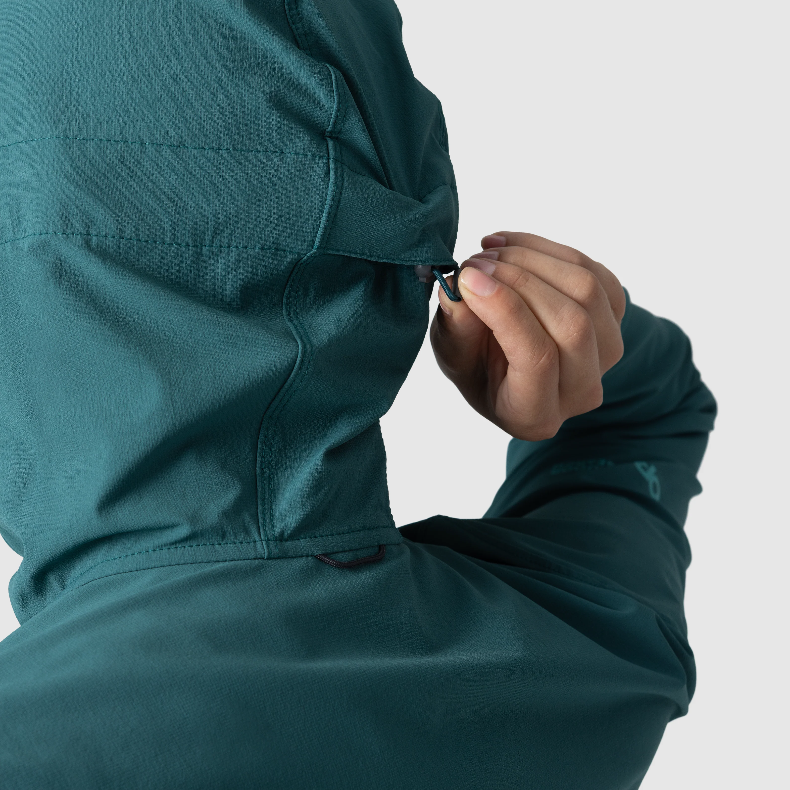 Women's Ferrosi Hoodie - Image 9