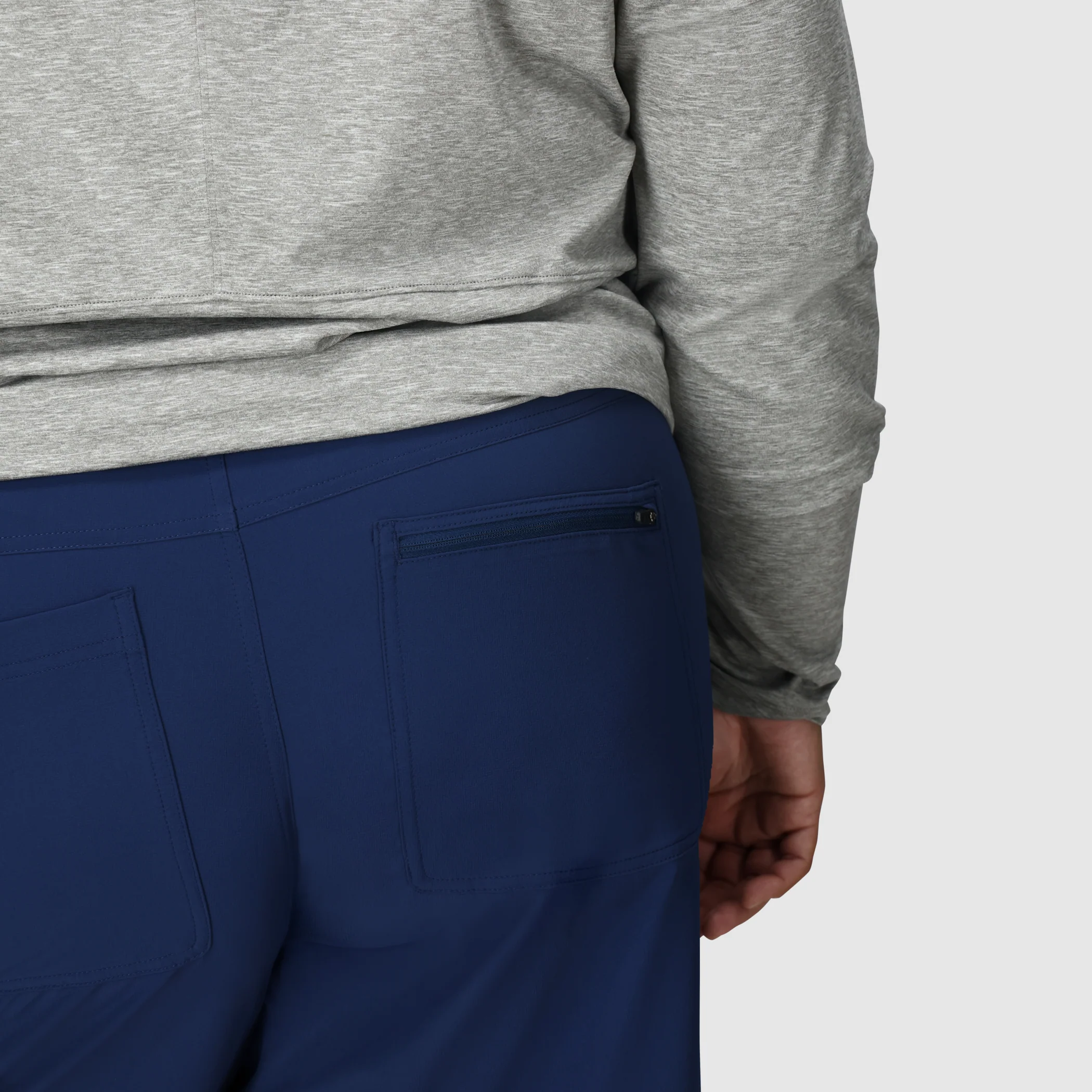 Women's Ferrosi Plus Size Shorts - 9" - Image 26